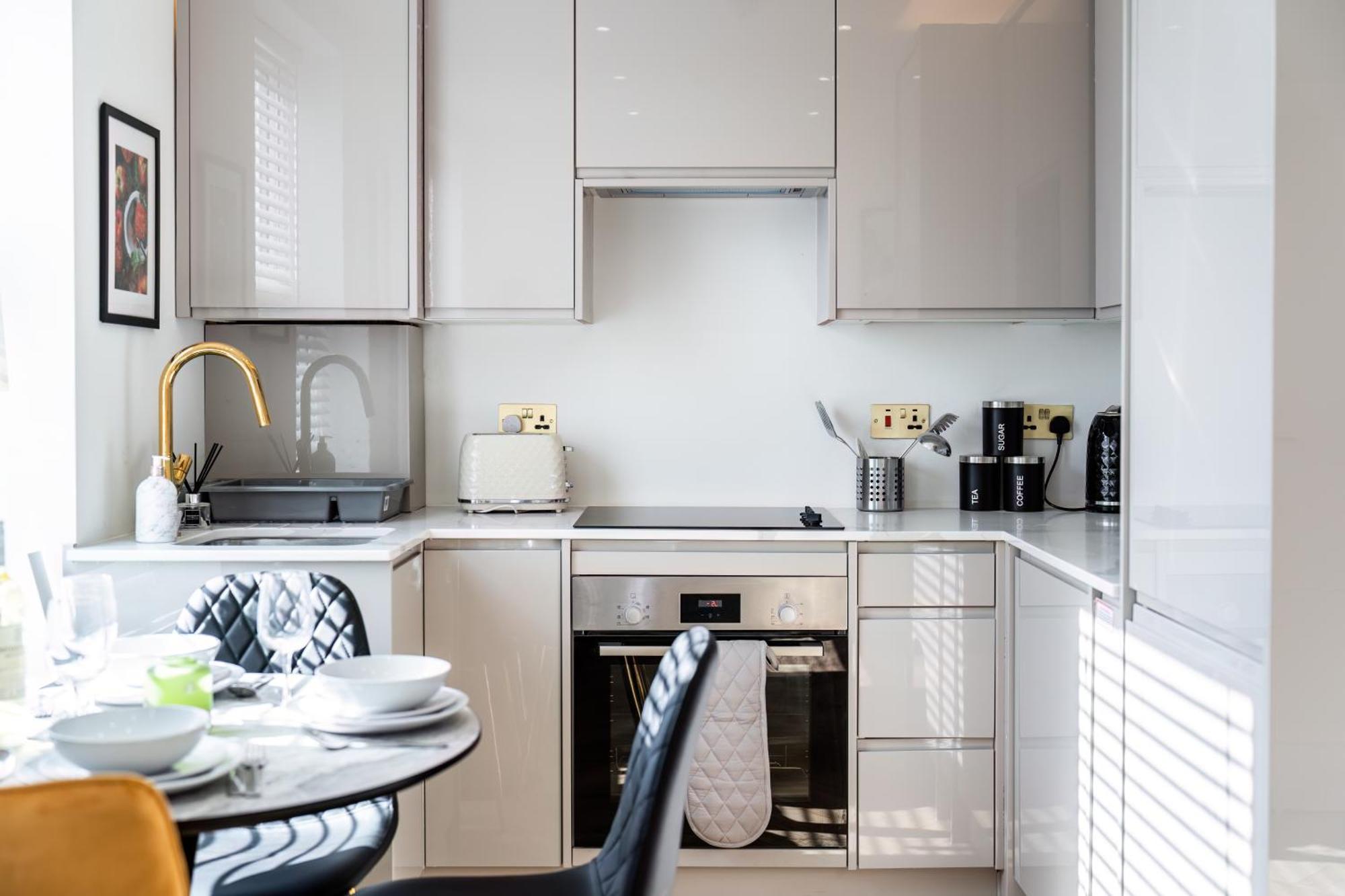 Luxury Kentish Town With Free Wifi Apartment *