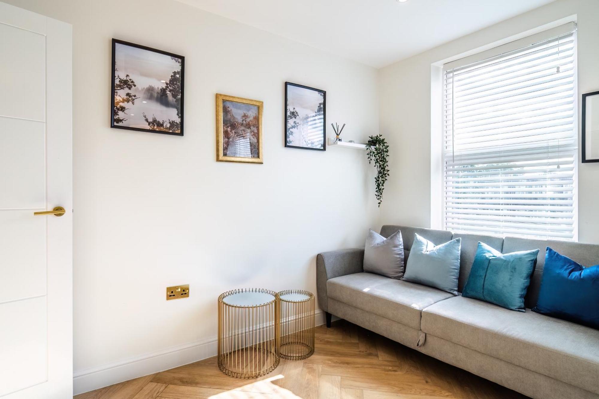 Luxury Kentish Town With Free Wifi Apartment *